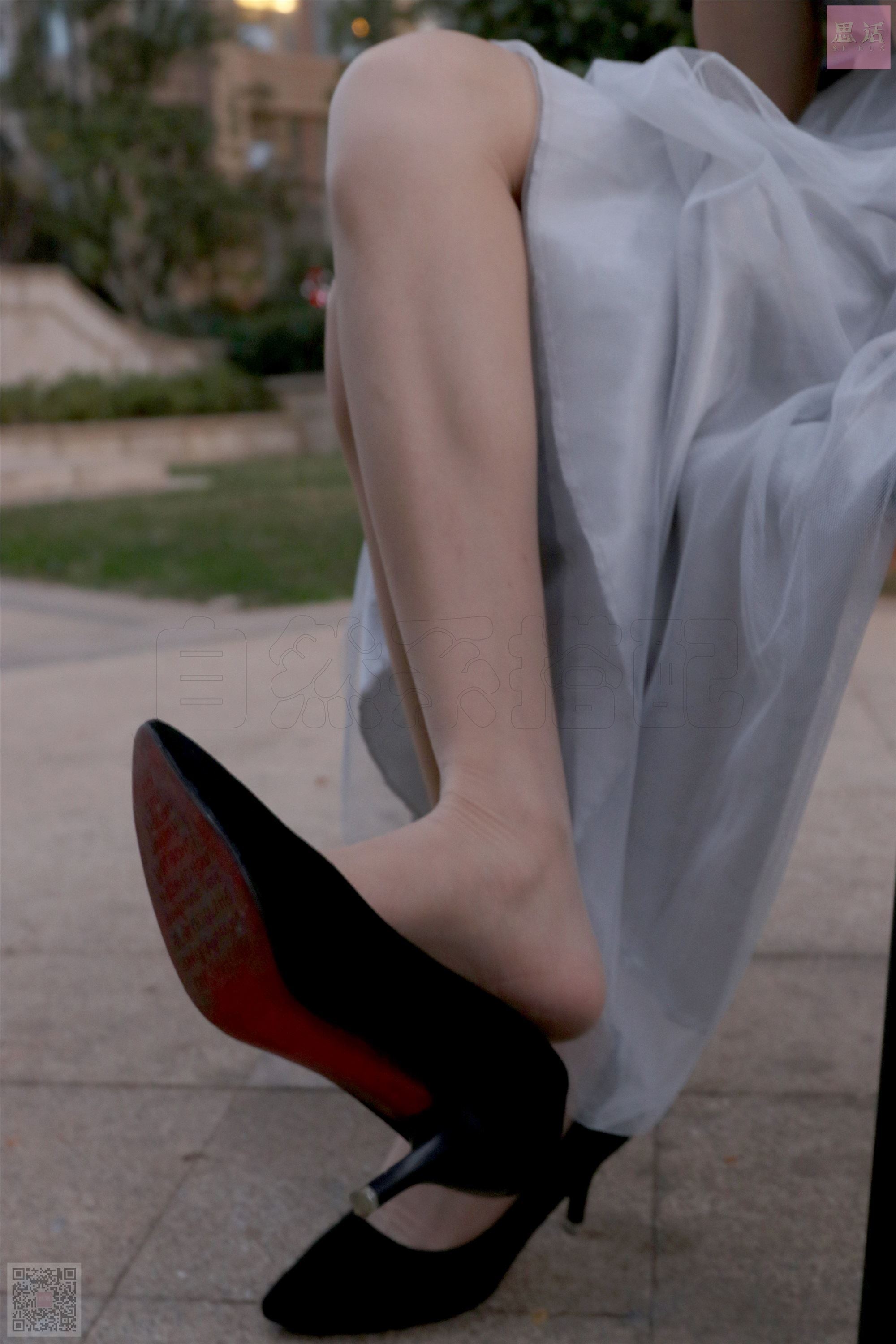 SiHua思话  SH034 小俏 花园里迷路的小伴娘